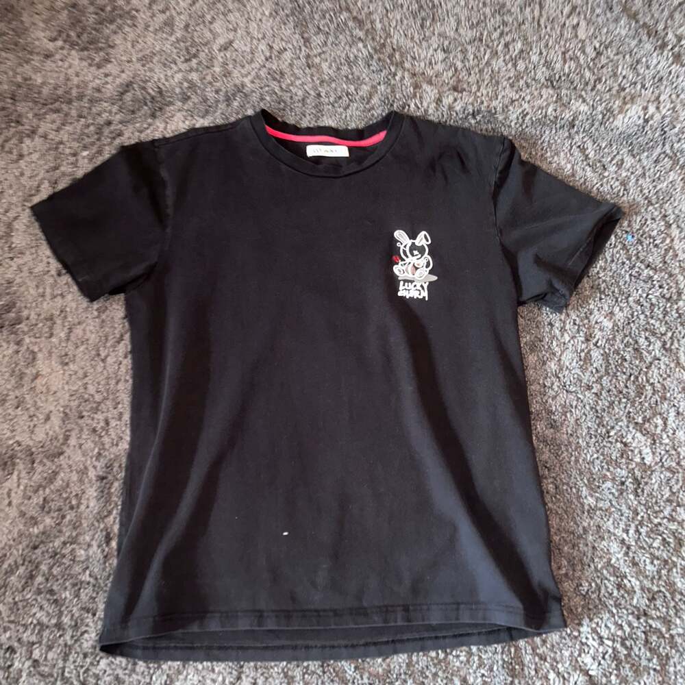 Lucky Charm Voodoo Bunny Graphic T-Shirt Black Size XL